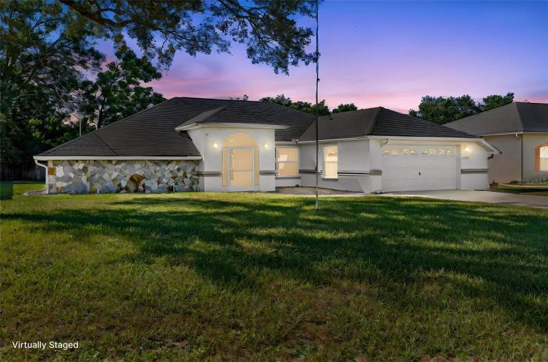 3 bedroom Single Family Residence at 10460 Utah Street, Spring Hill, Spring Hill — photo 2