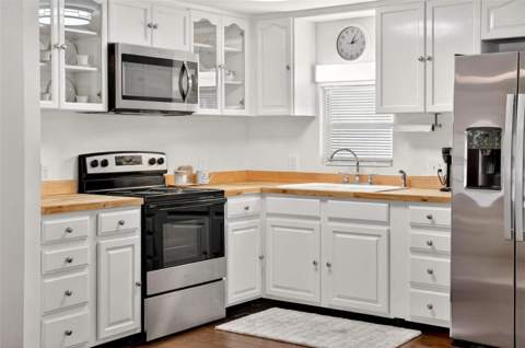 7 Cocos Plumosa Drive #A, Eustis FL - photo 6 of 61
