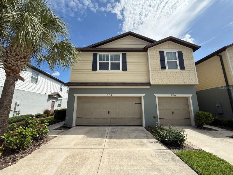 3 bedroom Townhouse at 9154 Hillcroft Drive, Magnolia Park Northeast Reside, Riverview — photo 4