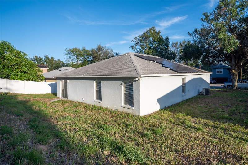 3 bedroom Single Family Residence at 1836 Ridge Valley Street, Clermont Skyridge Valley Ph 02 Lt 130, Clermont — photo 4