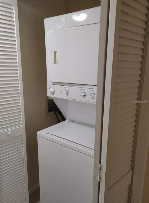 1111 Hammock Pine Boulevard #1111, Clearwater FL - photo 6 of 6