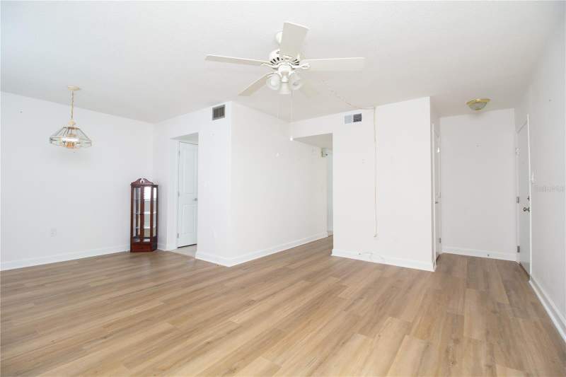 1 bedroom Condominium at 6940 A Sunset Drive #1A, Les Chateaux Condo, South Pasadena — photo 3