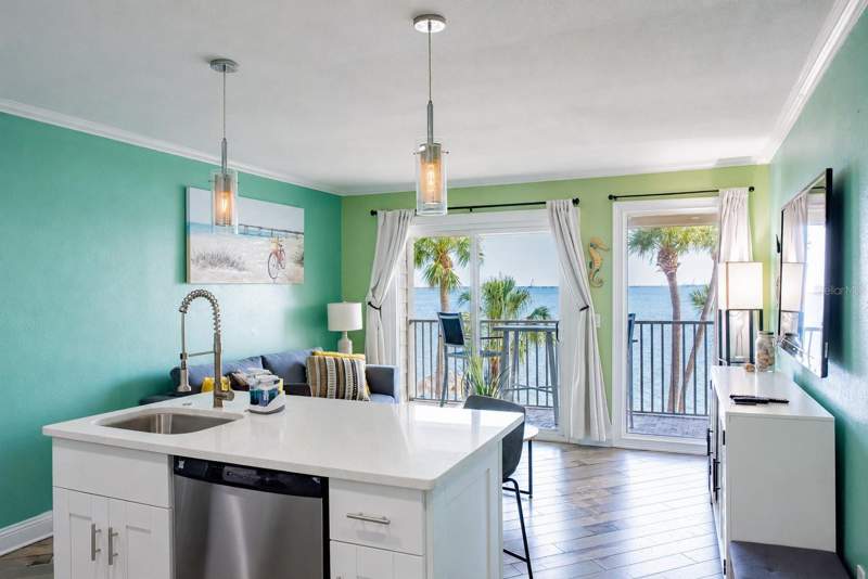 1 bedroom Condo - Hotel at 2506 N Rocky Point Drive #331, Sailport Resort Condo On, Tampa — photo 3