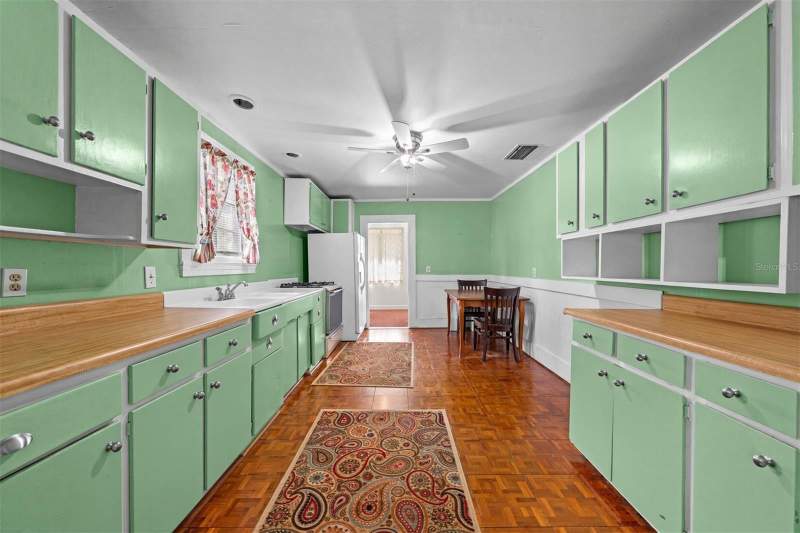 2 bedroom Single Family Residence at 213 N Clyde Avenue, James Lees Add, Kissimmee — photo 5