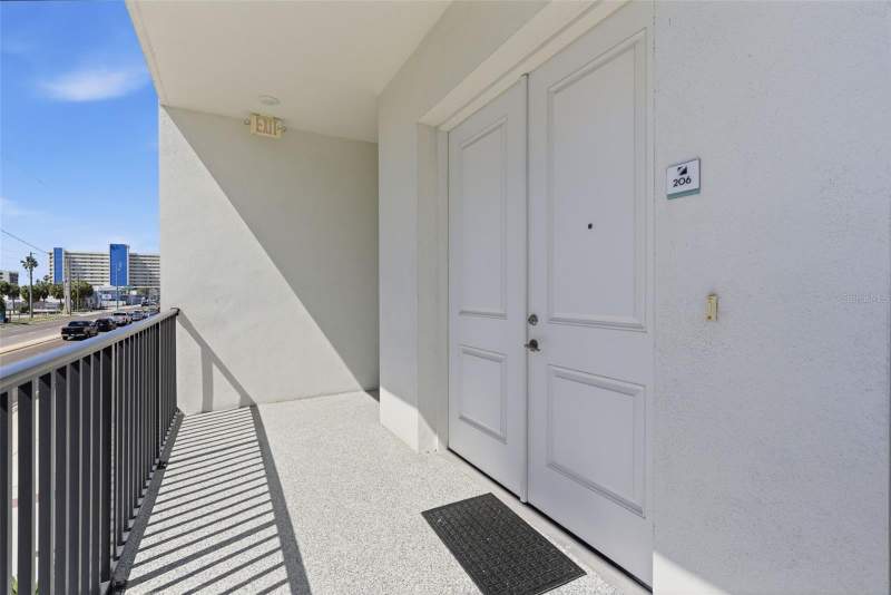3 bedroom Condominium at 400 150th Avenue #206, The Residences At Town Center, Madeira Beach — photo 4