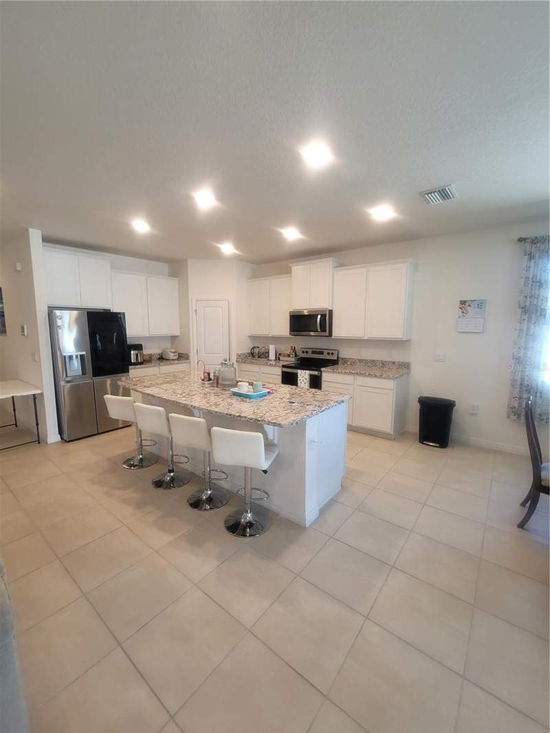 4 bedroom Single Family Residence at 7238 Steer Blade Drive, Silverado Ranch, Zephyrhills — photo 3