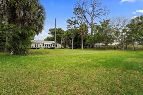 7538 Westmoreland Drive, Sarasota FL - photo 7 of 14