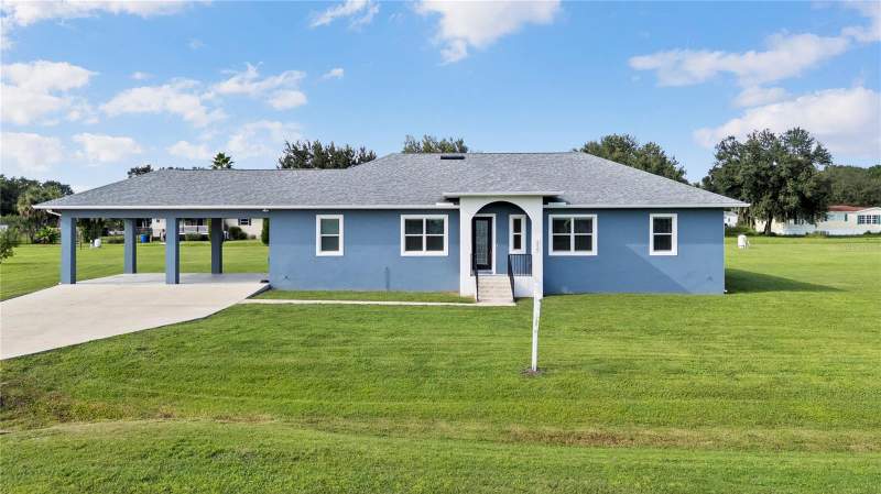 Tomberlin GrovesHomes for Sale in Plant City, FL