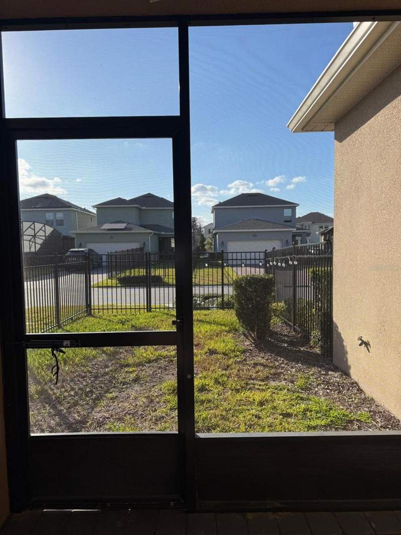 3 bedroom Single Family Residence at 16613 Point Rock Drive, Waterleigh Ph 4A, Winter Garden — photo 2