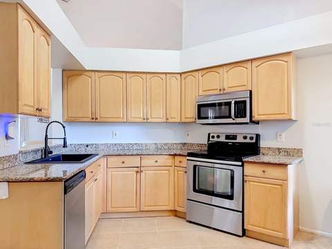 13436 Silvercreek Drive, Riverview FL - photo 18 of 36