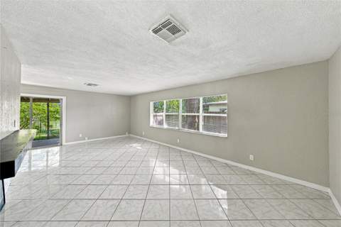 4260 Narvarez Way, St Petersburg FL - photo 6 of 56