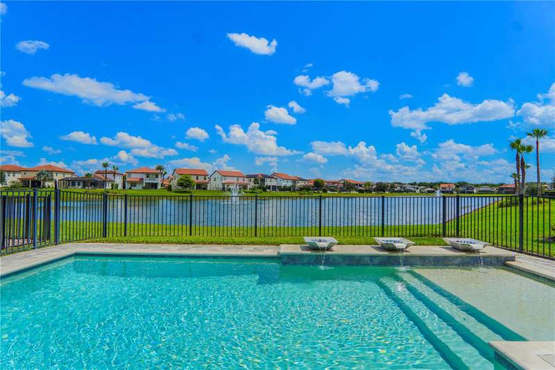 5 bedroom Single Family Residence at 10427 Royal Cypress Way, Royal Cypress Preserve-Ph 2, Orlando — photo 2