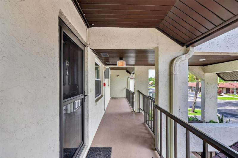 1 bedroom Condominium at 1100 E Bay Drive #43, Willowbrook Condo, Largo — photo 2