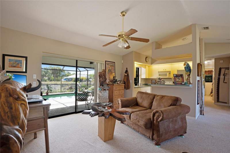 3 bedroom Single Family Residence at 268 Cory Street, Port Charlotte Sec 047, Port Charlotte — photo 3