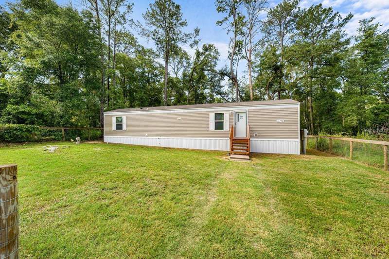 2 bedroom Manufactured Home at 11776 NW 21st Street, Ocala Estate, Ocala — photo 2