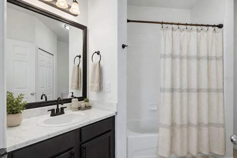 8225 Claire Ann Drive #101, Orlando FL - photo 20 of 40