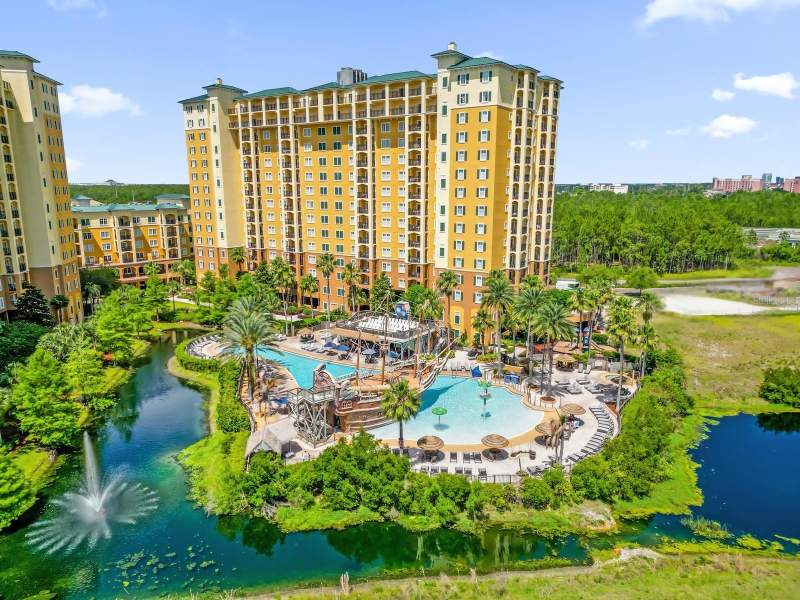 8101 RESORT VILLAGE DRIVE #31202 home for sale in Lake Buena Vista Residence Village