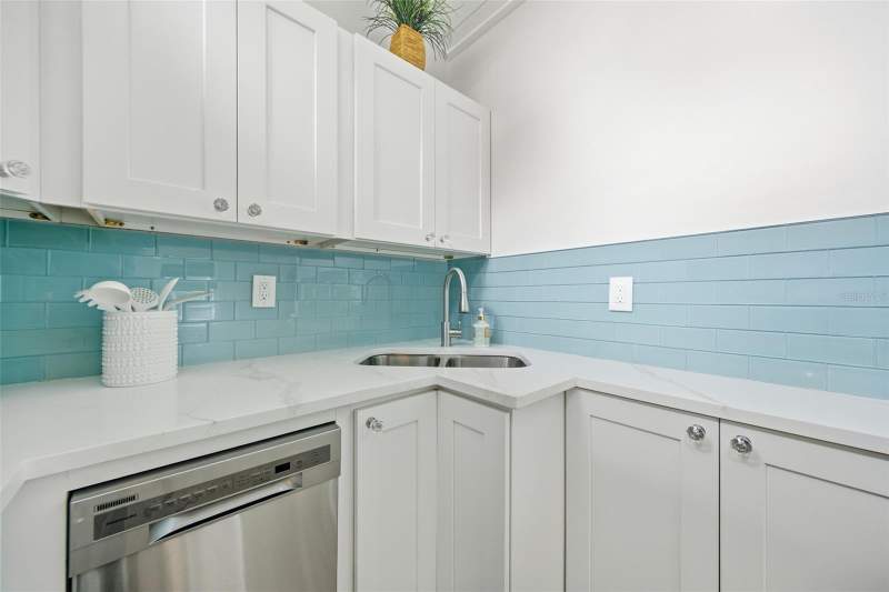 2 bedroom Single Family Residence at 5837 Tennessee Avenue, New Port Richey City, New Port Richey — photo 4