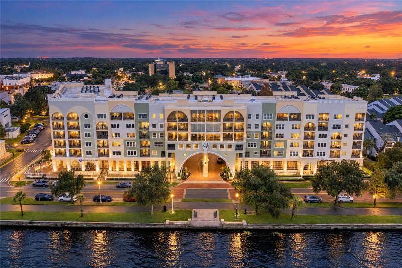 225 W SEMINOLE BOULEVARD #201 home for sale in Gateway At Riverwalk A Condo
