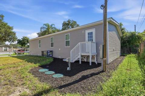 39148 Orient Avenue, Zephyrhills FL - photo 10 of 46