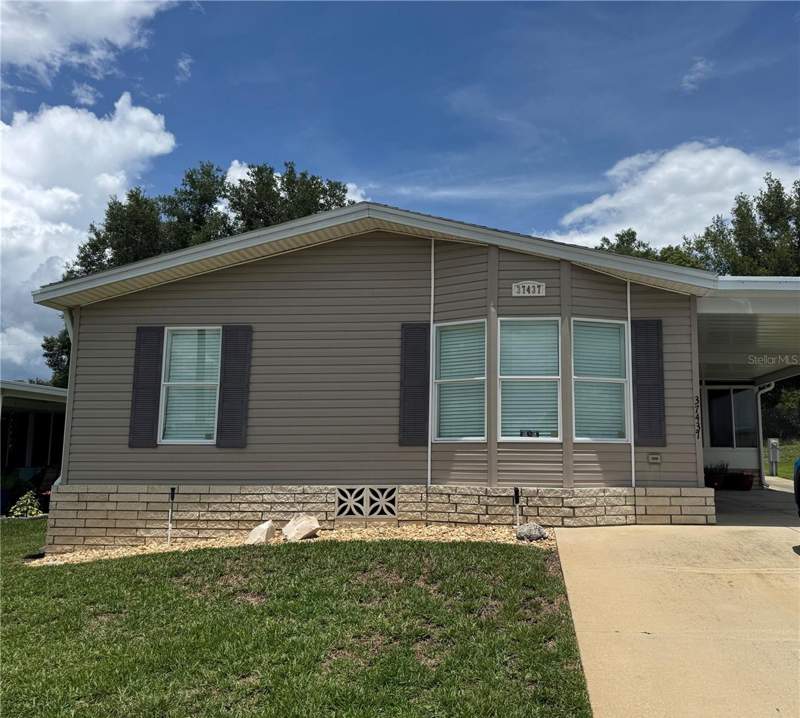 3 bedroom Manufactured Home at 37437 Gill Avenue, Grand Horizons Ph 02, Zephyrhills — photo 2