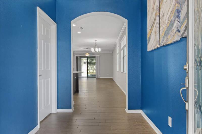 4 bedroom Single Family Residence at 105 Dakota Hill Drive, Kingsway Road Sub, Seffner — photo 5