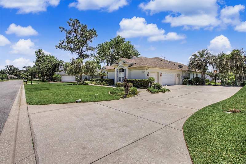 4 bedroom Single Family Residence at 2114 SE 25th Loop, Laurel Wood, Ocala — photo 4