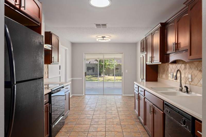 3 bedroom Single Family Residence at 5319 Fox Briar Trail, Fox Briar, Orlando — photo 5
