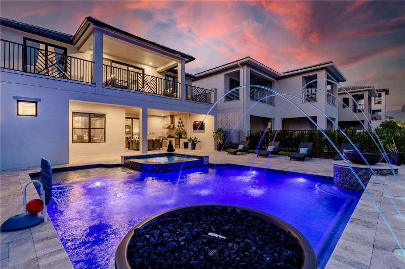 6 bedroom Single Family Residence at 1039 Jack Nicklaus Court, Reunion West Fairways 17 & 18 Rep, Kissimmee — photo 4