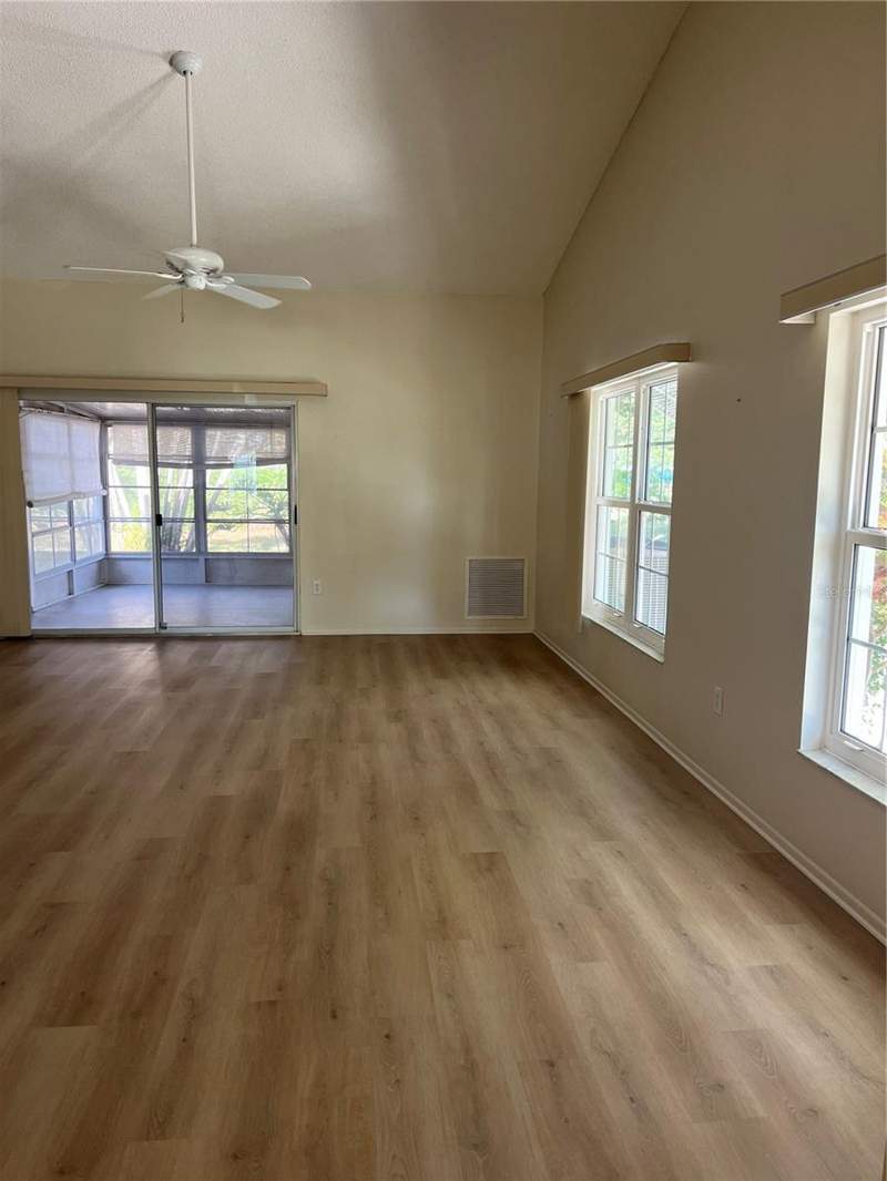 3 bedroom Villa at 2387 Bentley Drive, Village At Bentley Park, Palm Harbor — photo 3