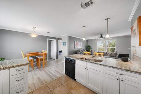 298 Bahama Drive, Palmetto FL - photo 11 of 26
