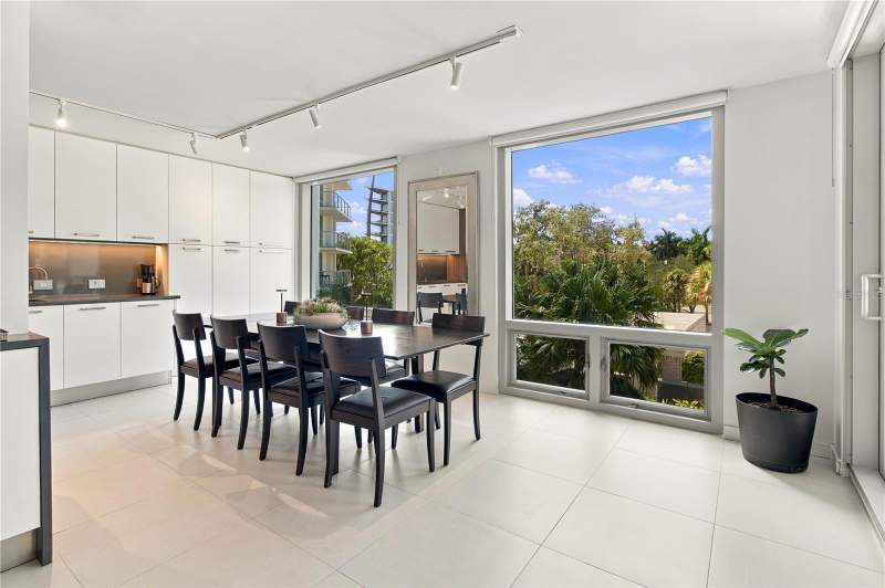 2 bedroom Condominium at 1111 N Gulfstream Avenue #3D, One Watergate, Sarasota — photo 3