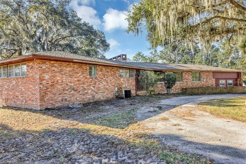 4 bedroom Farm at 208 NE 70th Street, Ocala Highlands, Ocala — photo 3