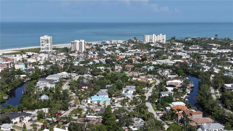 2 bedroom Single Family Residence at 5302 Las Rosas, Sarasota Beach, Sarasota — photo 4