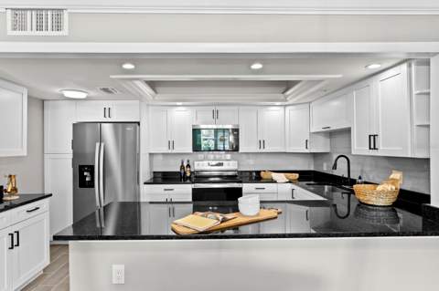 100 Oakmont Lane #105, Belleair FL - photo 6 of 6