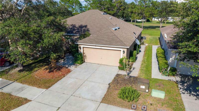 2 bedroom Single Family Residence at 9139 Southern Charm Circle, Spring Ridge, Brooksville — photo 5