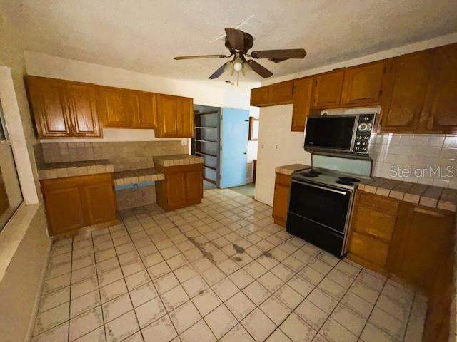 4 bedroom Single Family Residence at 6292 W Park Drive, Homosassa Hills Unit 02, Homosassa — photo 5