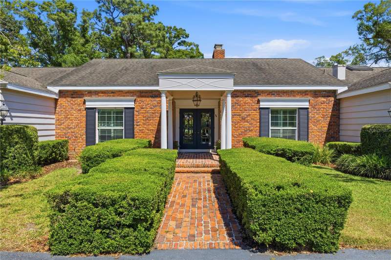 4 bedroom Single Family Residence at 1749 LONG BOW LANE, SHERWOOD MANOR, CLEARWATER — photo 4