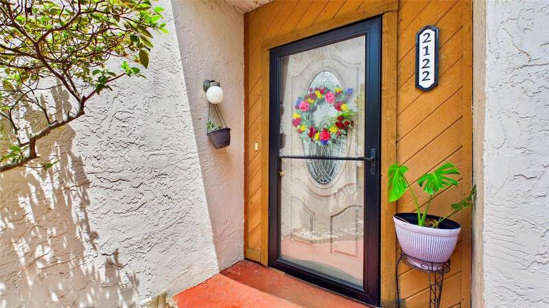 2 bedroom Townhouse at 2122 Tarpon Landings Drive, Tarpon Landings, Tarpon Springs — photo 3