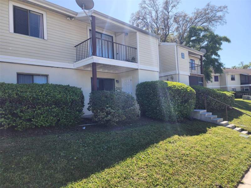 2 bedroom Condominium at 310 Cherokee Court #F, Altamonte Heights, Altamonte Springs — photo 2