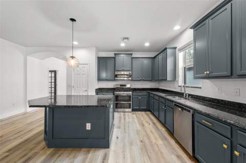 15814 Starling Water Drive, Lithia FL - photo 11 of 42