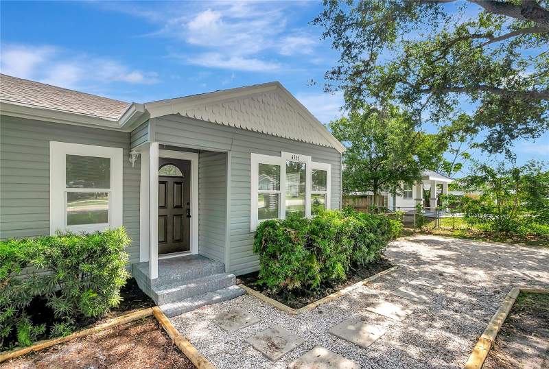 4 bedroom Single Family Residence at 4355 58th Avenue, Highland Groves, St Petersburg — photo 3