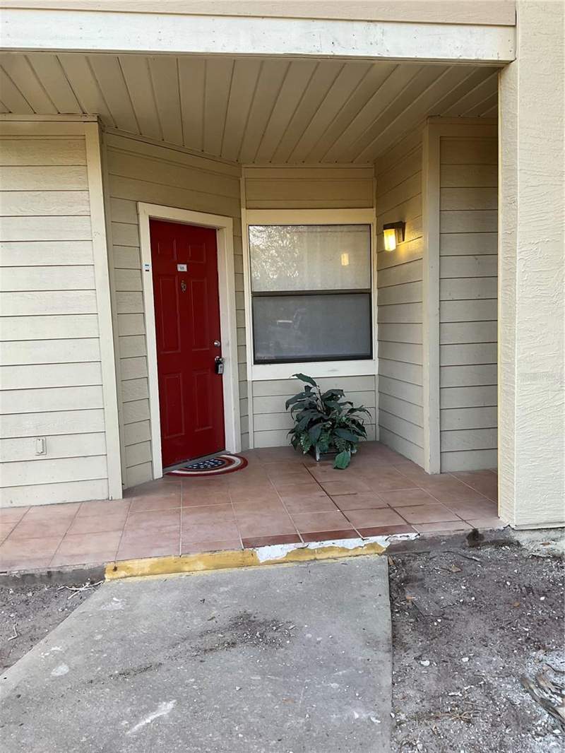 3028 PARKWAY BOULEVARD #105 home for sale in Blossom Park Villas A Condo