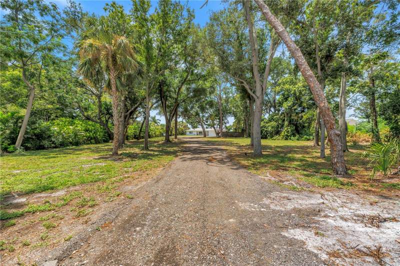 5 bedroom Single Family Residence at 2280 Pinellas Point Drive, Bradham Sub, St Petersburg — photo 5