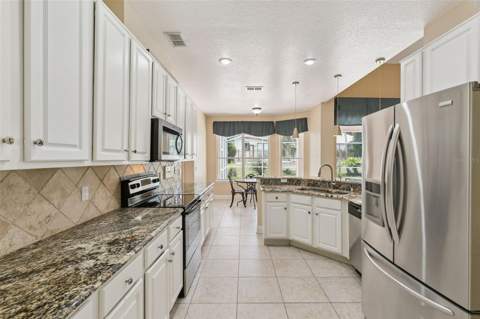 7670 Milano Drive, Orlando FL - photo 15 of 37