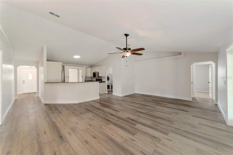 4 bedroom Single Family Residence at 4020 NE 14th Court, Oakwood Estate, Ocala — photo 5