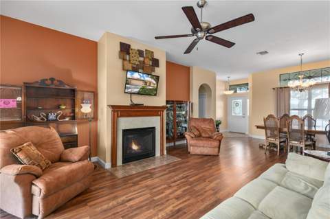 8860 Bridgeport Bay Circle, Mount Dora FL - photo 9 of 50