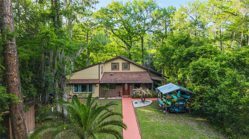 3 bedroom Single Family Residence at 11144 SW 190th Avenue, Akins, Dunnellon — photo 2
