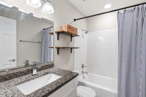 4725 Coquina Key Drive #D, St Petersburg FL - photo 19 of 49
