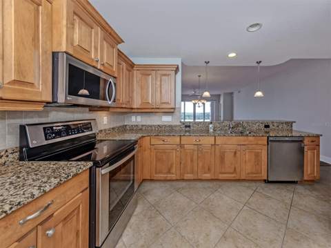 167 Tampa Avenue #813, Venice FL - photo 16 of 61